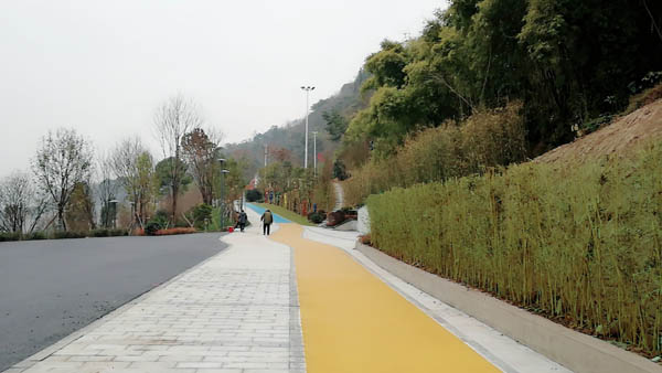 06.jpg